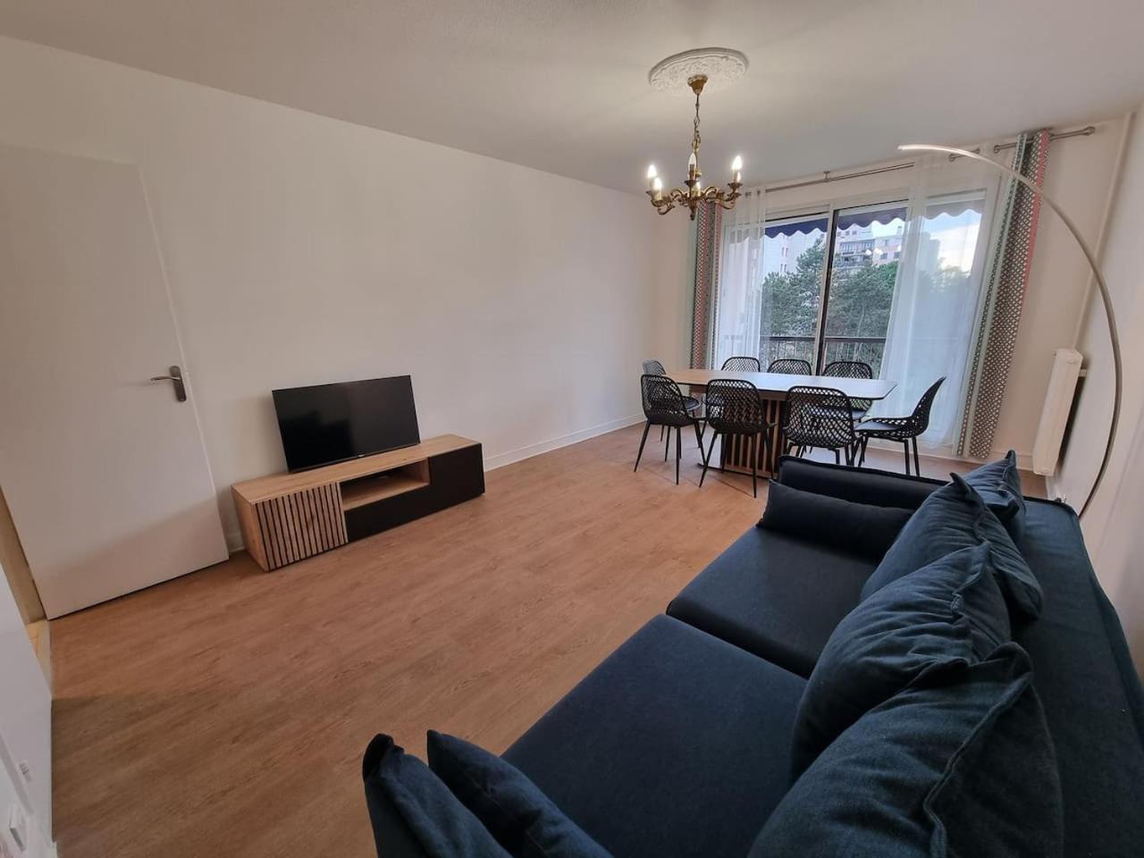 Grand Appartement 3 Chambres Disney - Paris - 82M2 Neuilly-sur-Marne Extérieur photo