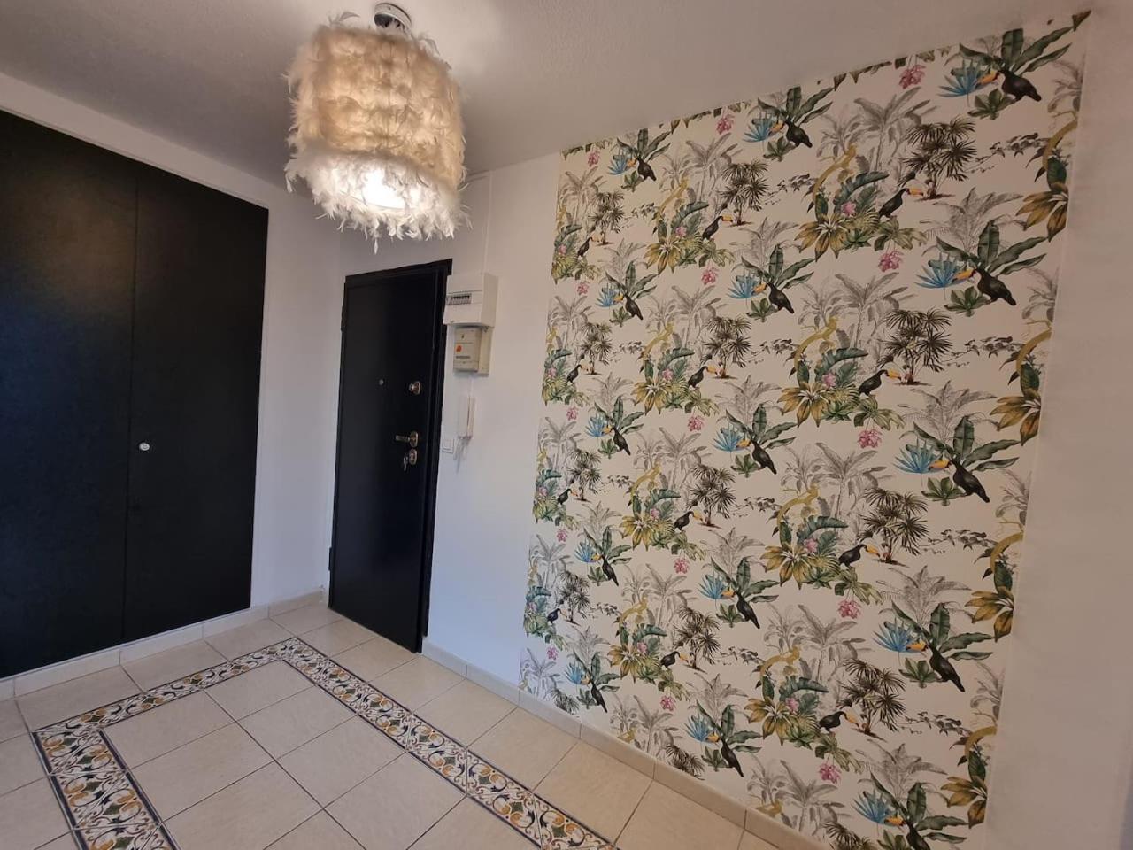 Grand Appartement 3 Chambres Disney - Paris - 82M2 Neuilly-sur-Marne Extérieur photo